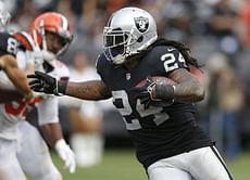 AP Source: Raiders RB Lynch to miss month with groin injury