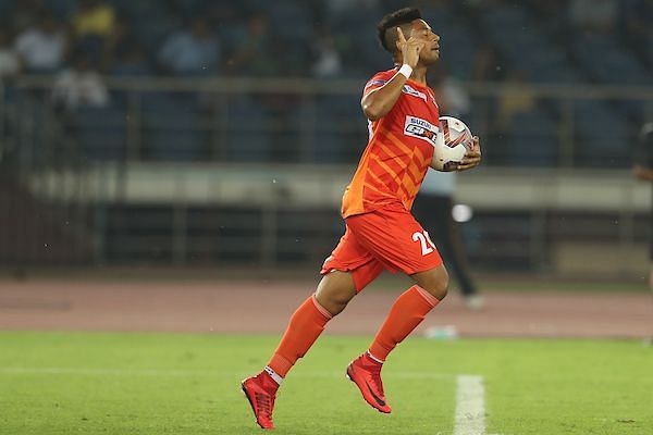 Diego Carlos celebrates his goal [Credits: ISL]