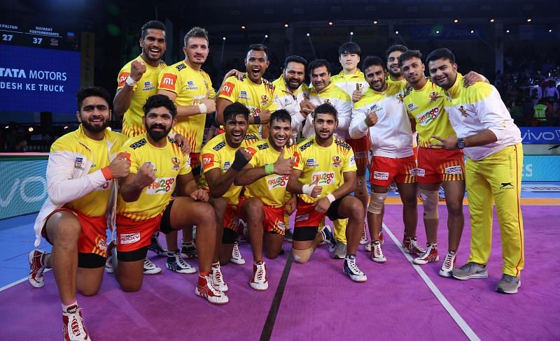 The victorious Gujarat Fortune Giants celebrate their win over Puneri Paltan