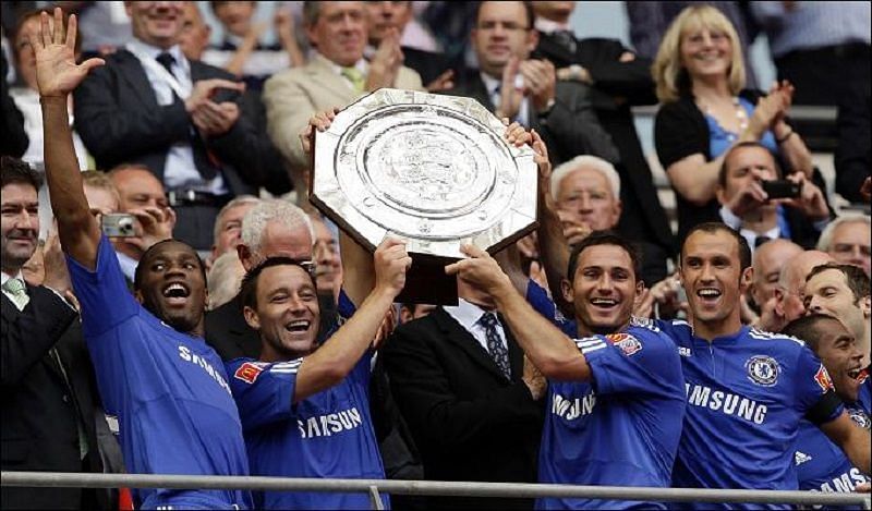 Chelsea with the Community Shield: 2009