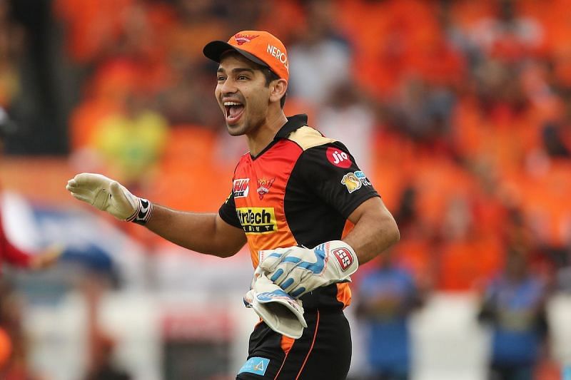 Naman Ojha&#039;s 79 helped Sunrisers Hyderabad reach 205/5 in their 20 overs