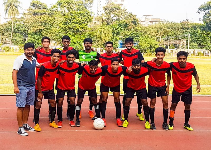 The match was played in some extreme heat at the Mumbai University Ground in Marine Lines