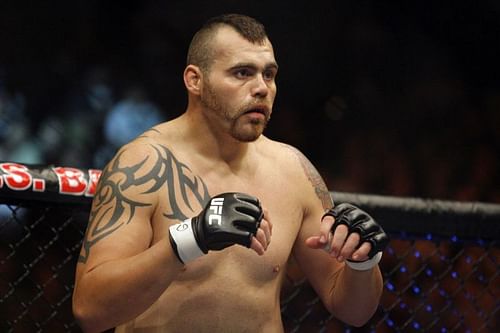 Former UFC Heavyweight champ Tim Sylvia was involved in a weird moment in 2006