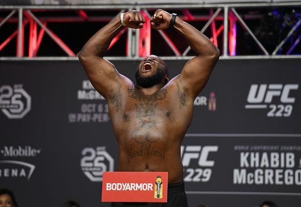 3 reasons why Derrick Lewis can beat Daniel Cormier at UFC 230