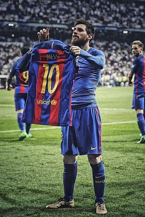Messi&#039;s iconic celebration at the Bernabeu