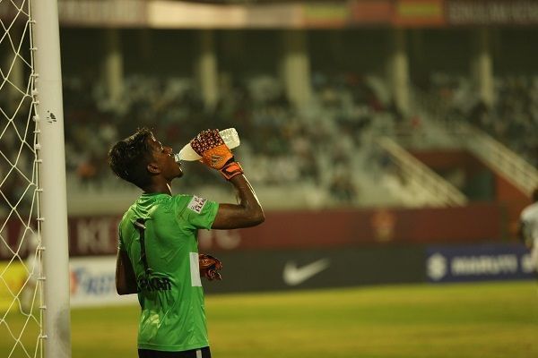 Mohun Bagan goalkeeper Sankar showcased his bravery as he saved three-four sure goals for his side