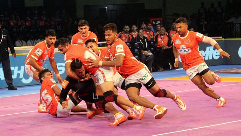 The Pune defence had a tough time dealing with Siddharth Desai