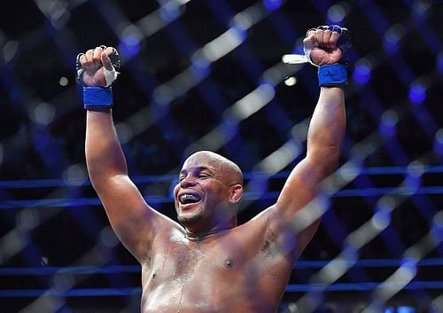 UFC 226:  Miocic v Cormier