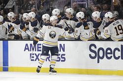 Skinner's hat trick leads Sabres over struggling Kings