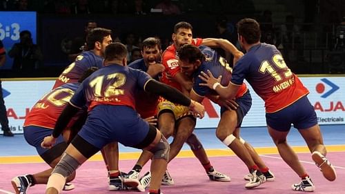 Delhi's defence has to be at their best in order to stop the Yoddhas super-raiders