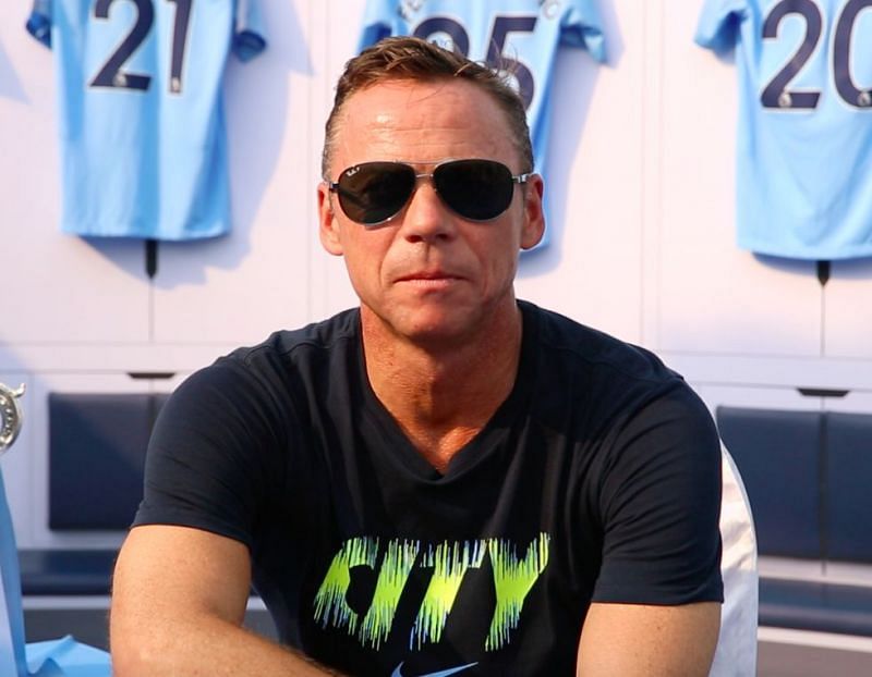 Paul Dickov looking sharp at Manchester City&#039;s Centurions Trophy Tour in Mumbai