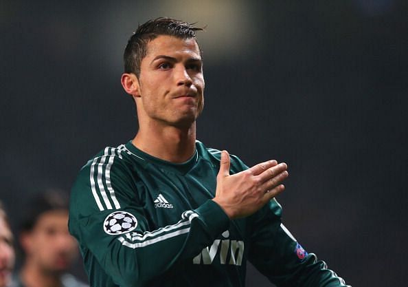 CR7 scored two goals in the round of sixteen between Real Madrid and United in 2013