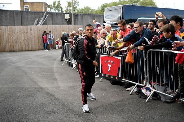 Do Manchester United fans love the Chilean attacker?