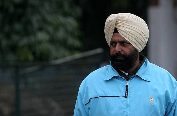 The Central Information Commission has issued a show-cause notice to former President of Hockey India Rajinder Singh
