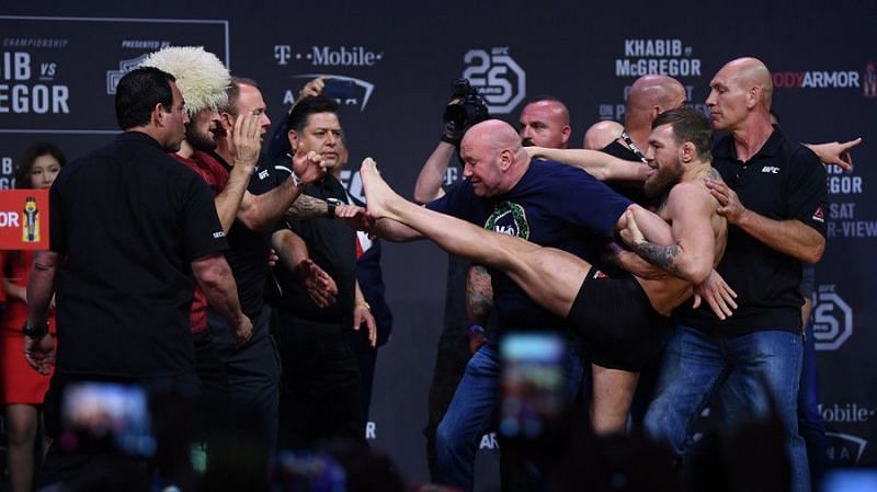 Conor McGregor and Khabib Nurmagomedov at UFC 229 weigh-ins