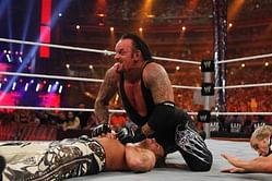 WWE के वो 8 सुपरस्टार्स जिन्होंने की है एक से ज्यादा शादियां