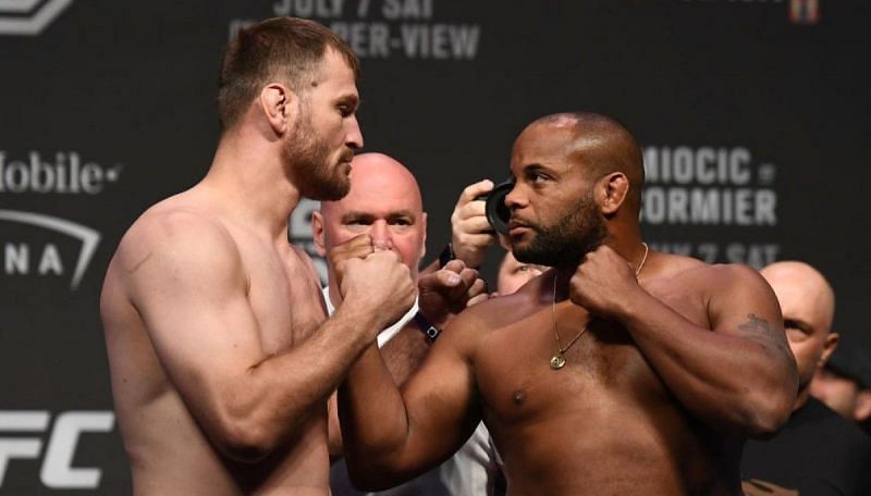 Daniel Cormier (right) isn&#039;t afraid to fight opponents even though they may be significantly bigger than him