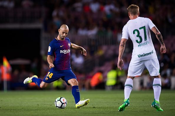 Despite his height, Mascherano succeeded at centre back for Barcelona