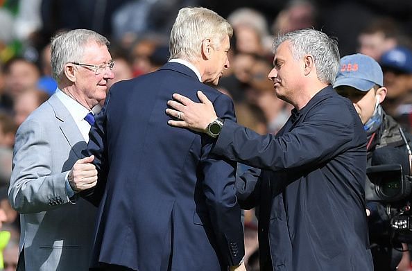 Manchester United&#039;s past and present - Alex Ferguson (L) and Jose Mourinho (R)