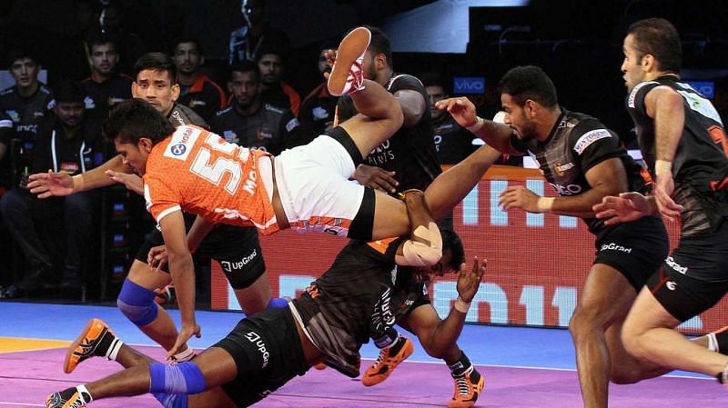 U Mumba clinched a comfortable win over the Paltan