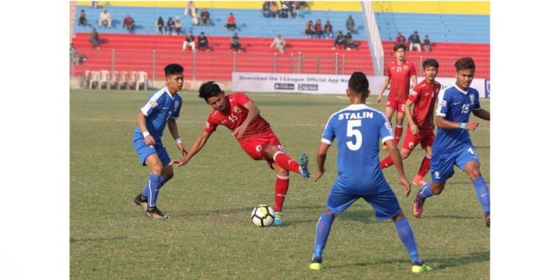 Naorem Mahesh Singh in action against Indian Arrows