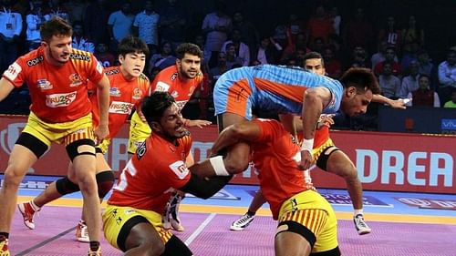 Gujarat defence did well tonight against the Bengaluru Bulls