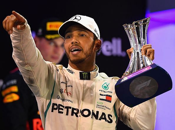 Hamilton wins crash-hit final race