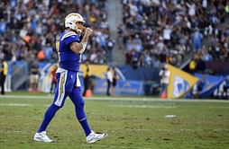 Record day: Chargers' Rivers sets 2 completion marks in win