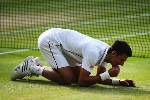 Djokovic celebrates his win against Federer