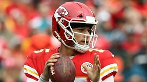 Patrick Mahomes breaks Chiefs' single-season TD record