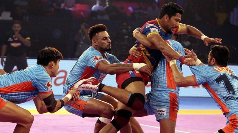 Rishank Devadiga in action. [Picture Courtesy: ProKabaddi.com]