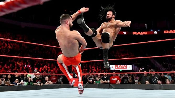 Twitter reacts to Monday Night Raw (26 November 2018)