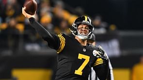 Roethlisberger helps Steelers thrash Panthers