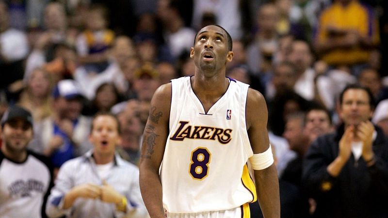 Kobe Bryant looking up at the scoreboard in the final seconds of his 81-point performance