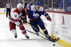 Greiss makes 26 saves, Islanders defeat Hurricanes 4-1