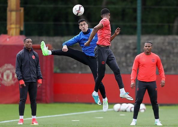 A lot of Manchester United&#039;s previously injured stars are back in training.