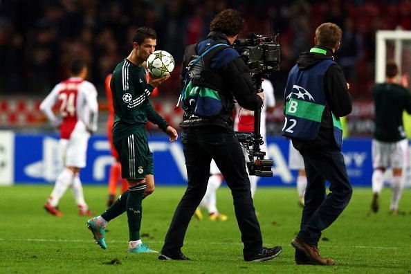 Ajax Amsterdam v Real Madrid - Ronaldo claims his first Champions League trio