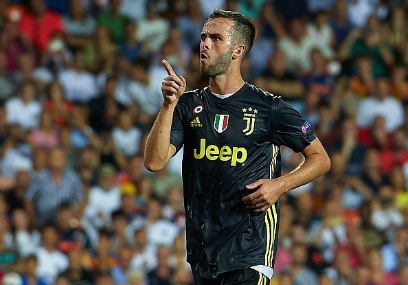 Miralem Pjanic put on a good show for Bosnia &amp; Herzegovina