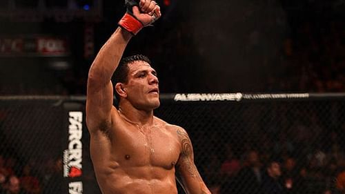 Dos Anjos wants as a shot at the gold 