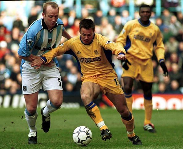 Graeme Le Saux (in yellow)