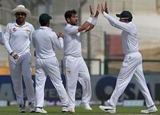 PAK vs NZ: पहले टेस्ट के पहले दिन न्यूजीलैंड 153 रन बनाकर ऑलआउट, पाकिस्तान को लगे शुरूआती झटके