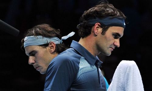 Rafael Nadal (L) and Roger Federer