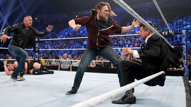 WWE SmackDown रिजल्ट्स और वीडियो हाइलाइट्स: 6 नवंबर, 2018