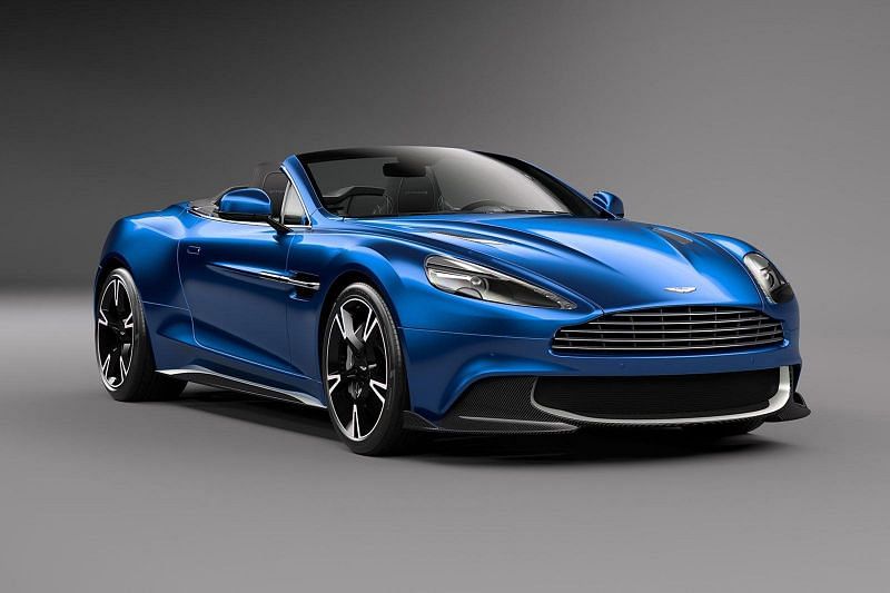 Aston Martin Vanquish S Volante can go from 0 to 100 km/h in 3.5 sec