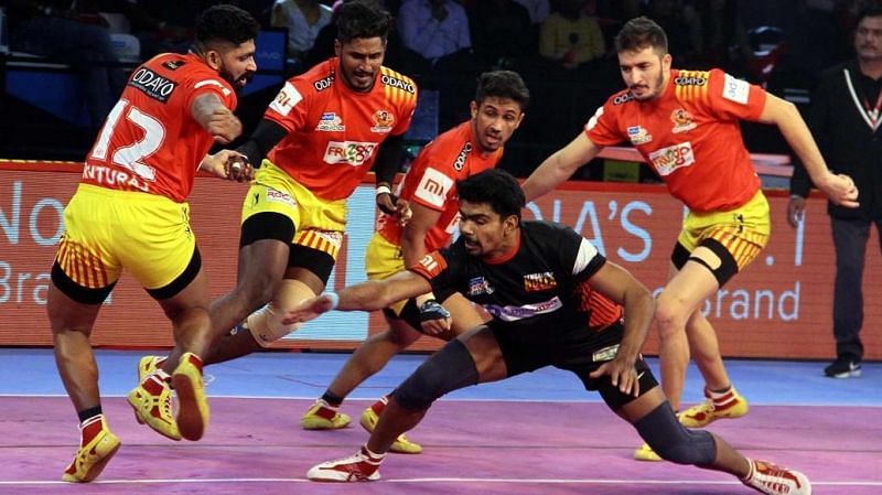Pawan Sehrawat in action. [Picture courtesy: ProKabaddi.Com]