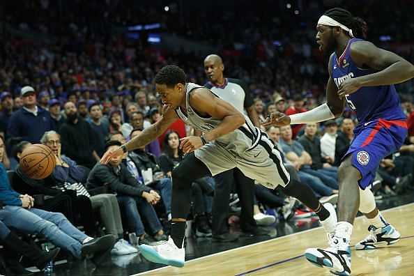 DeMar DeRozan scored 34 points in a loss to the Clippers