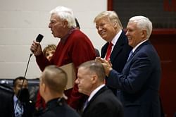 Trump rallies for 2018 Republicans _ with an eye toward 2020