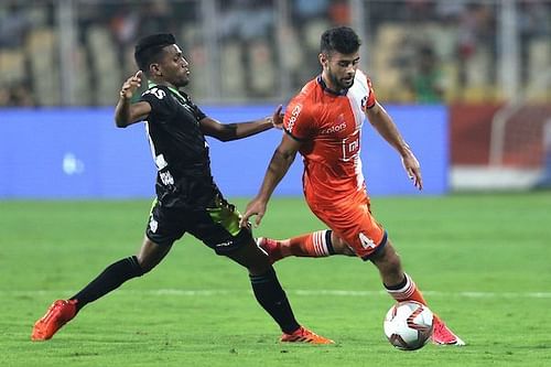 Hugo Boumous of FC Goa on the ball [Image: ISL]