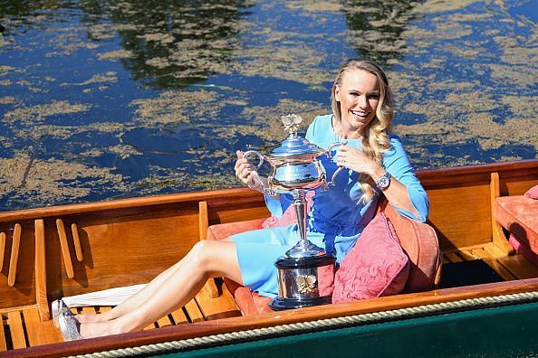 Caroline Wozniacki with the 2018 Daphne Akhurst Memorial Trophy