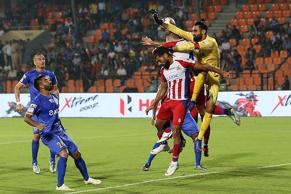 In the first half, the goalkeeper was lively in and around the six-yard box to any threat posed by the away side (Image Courtesy: ISL)